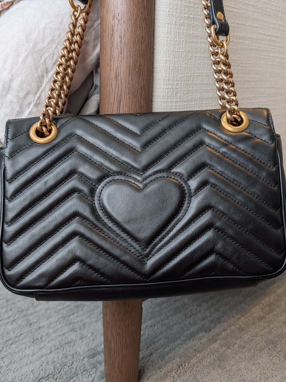 Gucci Marmont Matelassé Shoulder Bag - Picture 2 of 16